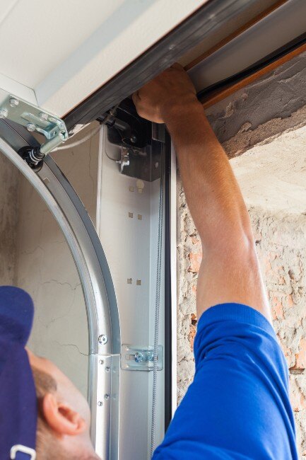 door-systems-broken-garage-door-spring-repair-services